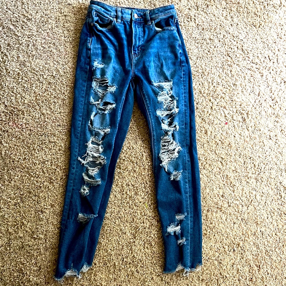 Lightly used American eagle jeans ( Size 0 )